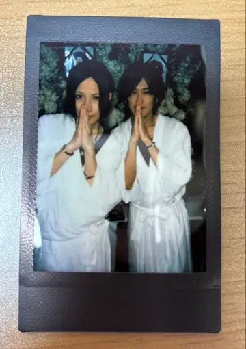 친척의 법사 폴라로이드 인스턴트 유영