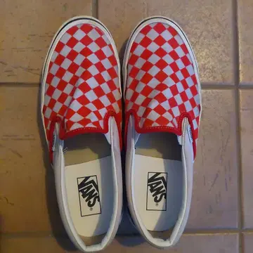 VANS 레드 화이트 체크 슬립온