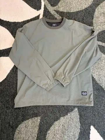 cheers 치어스 나일론 맨투맨 카키