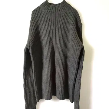 새상품급 CK 캘빈클라인 리브 하이넥 스웨터 L 올리브