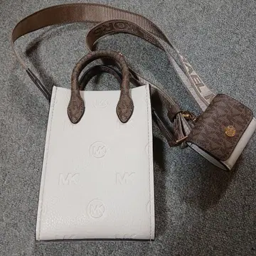 Michael Kors 화이트 숄더백