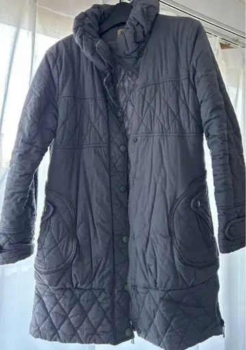 그레이 퀼팅 자켓