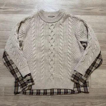 ALEXIA STAM 베이지 케이블 니트 스웨터