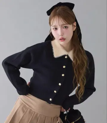 NICE CLAUP 샤기 옷깃 배색 폴로 니트 새상품