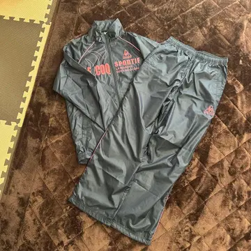 르 코크 M 사이즈 상하의 세트 바스락