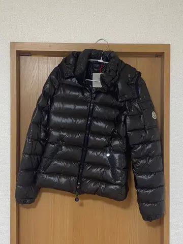 Moncler 다운 자켓 다크 브라운