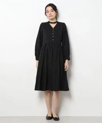 [ axes femme ] 초커 디자인 롱 원피스 블랙