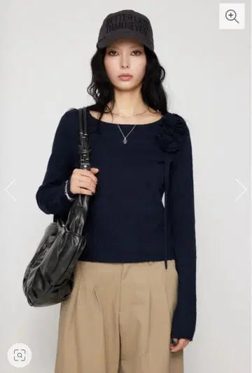 [ 택 포함 ] LAGUAGEM 라그아젬 FLOWER MOTIF 니트