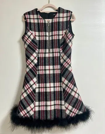 엠미에메 퍼 원피스