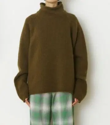 신존 THE SHIZONE 하이넥 니트