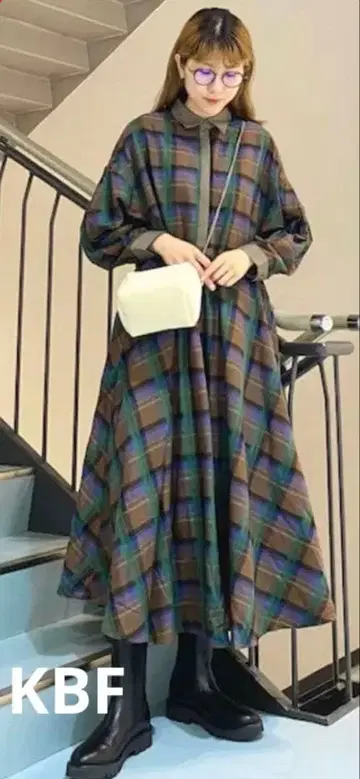 KBF 체크 WIDE 원피스 F 브라운 어반 리서치 완판템