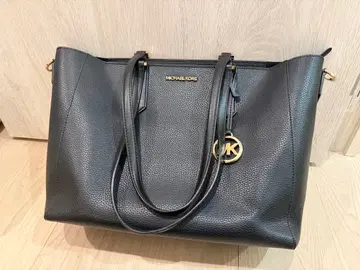 Michael Kors 블랙 토트백