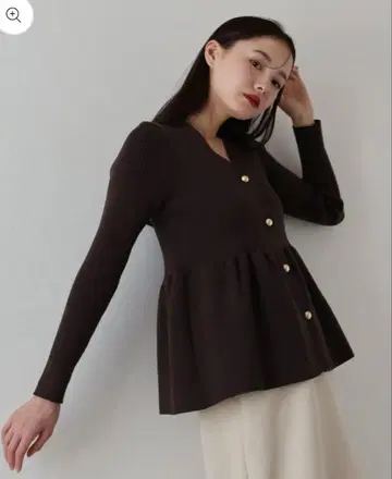 새상품급 제이바이 블루 골드 버튼 페플럼 가디건 다크 브라운