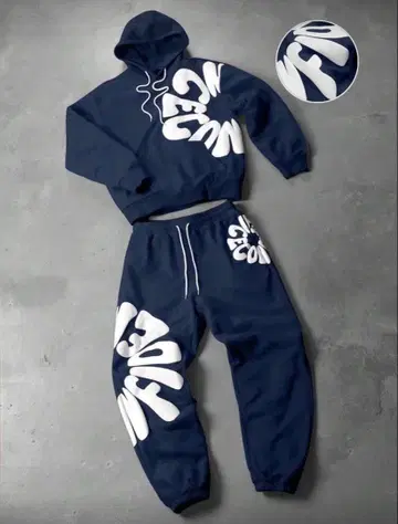 네이비 후드 부착 후드티와 팬츠 세트