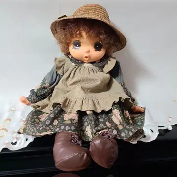 마드모아젤 제제 레어 컬리 헤어