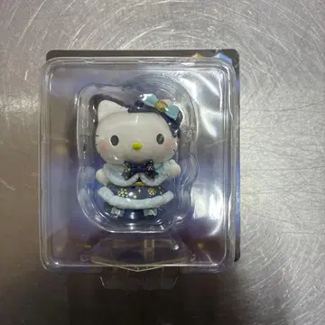 해피 복권 헬로키티 피규어 산리오