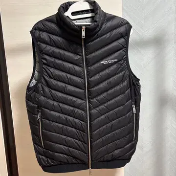 ARMANI EXCHANGE 다운 베스트 블랙