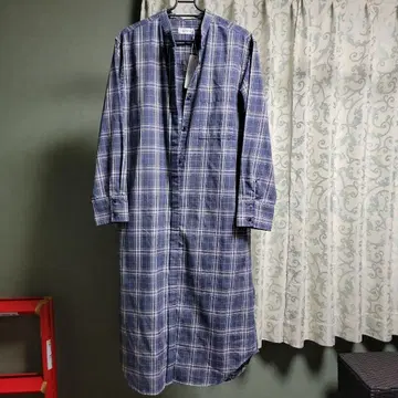 네이비 계열 체크 긴팔 셔츠 원피스