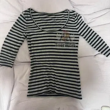 그런지 가슴 트임 상의