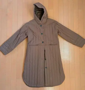 택 없음 미사용 새상품 브라운 후드 부착 퀼팅 코트 M