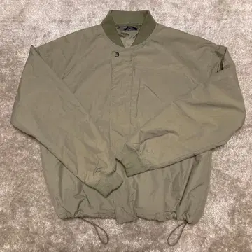 새상품! 어반 리서치 URBAN RESEARCH 올리브 점퍼