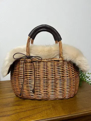 [새상품급] 바스켓백