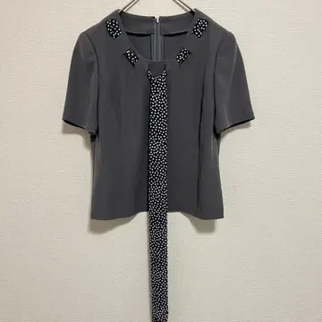 TAKEO NISHIDA 그레이 반팔 블라우스 도트 무늬 리본 포함