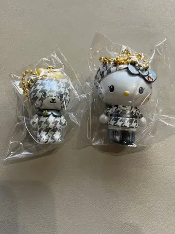 헬로키티 시크릿 마스코트 참 하운드투스 패턴 타이니 참