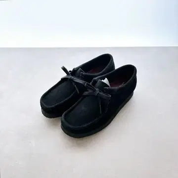 클락스 왈라비 블랙스 에이드 23.5