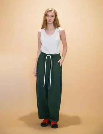 새상품 MY BEAUTIFUL LANDLET 스웨트 팬츠 그린