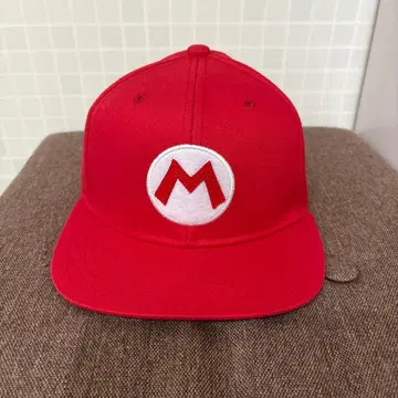 마리오 로고 빨간색 캡