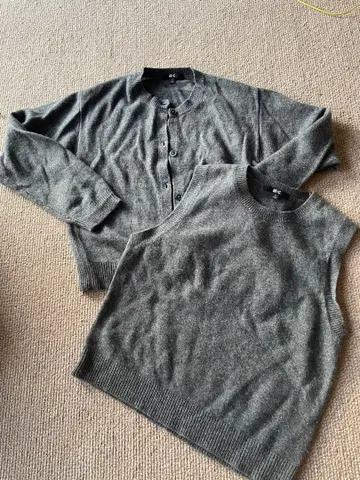 유니클로 C 그레이 앙상블 완판템