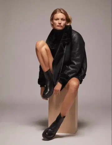 새상품급 ZARA 페이크 무스탕 보아 라이더 자켓 S 블랙