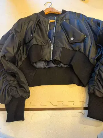 OMMO 볼륨 슬리브 쇼트 MA-1 블랙 36