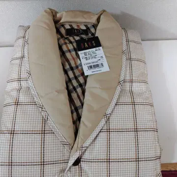 DAKS 깃털 판초 M 사이즈 새상품