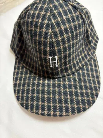 HUF 체크 무늬 캡