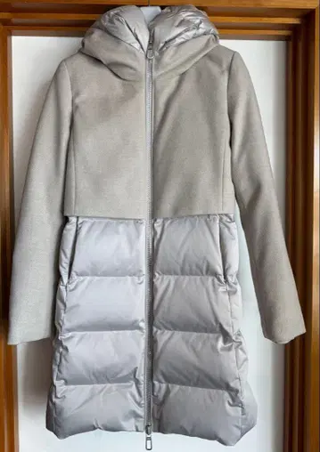 가격 인하 DUNO 여성용 다운 페일 베이지 40 사이즈