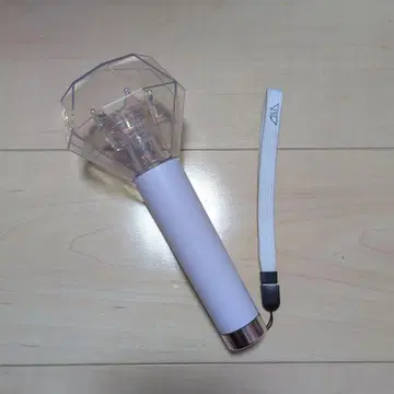 M!LK 컬러 체인지 응원봉 밀크 크리스탈 2