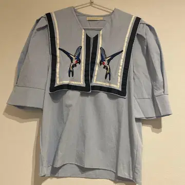 퍼프 슬리브 세일러 카라 셔츠