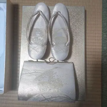 골드 일본 의류 신발 백 세트