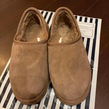 EMU Australia 무스탕 슬립온