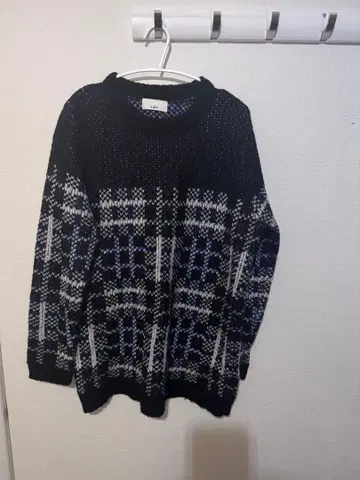 Lui's 체크 무늬 니트 스웨터 M 사이즈