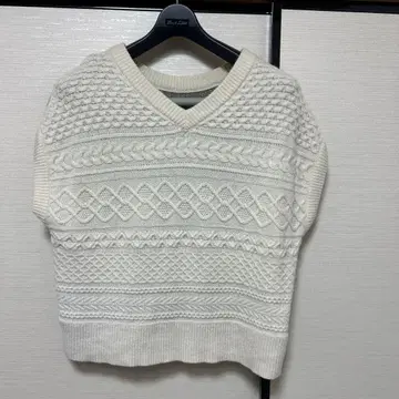 콩제페이에 니트 베스트 화이트/그레이