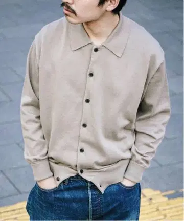 베이지 버튼 가디건