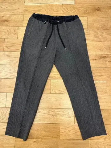 UNITED TOKYO 체크 핀턱 이지 팬츠 사이즈 1 그레이