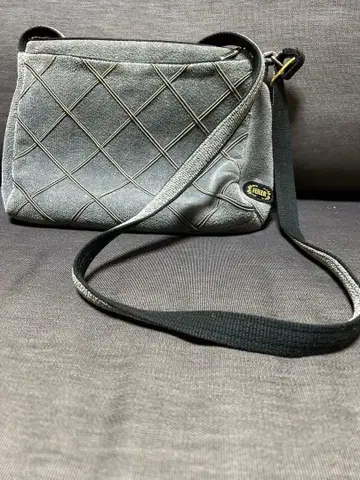 FELLER 그레이 퀼팅 숄더백