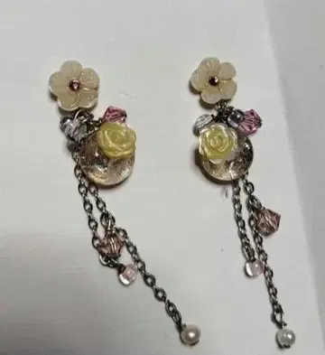 시미즈자카 유리관 귀걸이 꽃 노랑 핑크 플라워 어레인지먼트