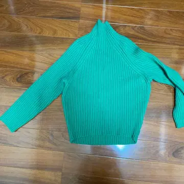 아뤼메트 그린 니트 스웨터 L 사이즈