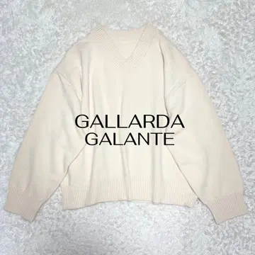 인기 24년 새상품급 개럴개런트 착용 니트 백 슬릿 V 니트
