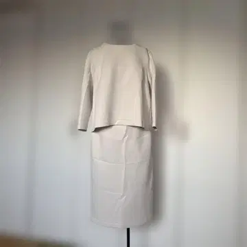 레리안 네미카 셋업 상의1 스커트2 격식 있는 자리에도